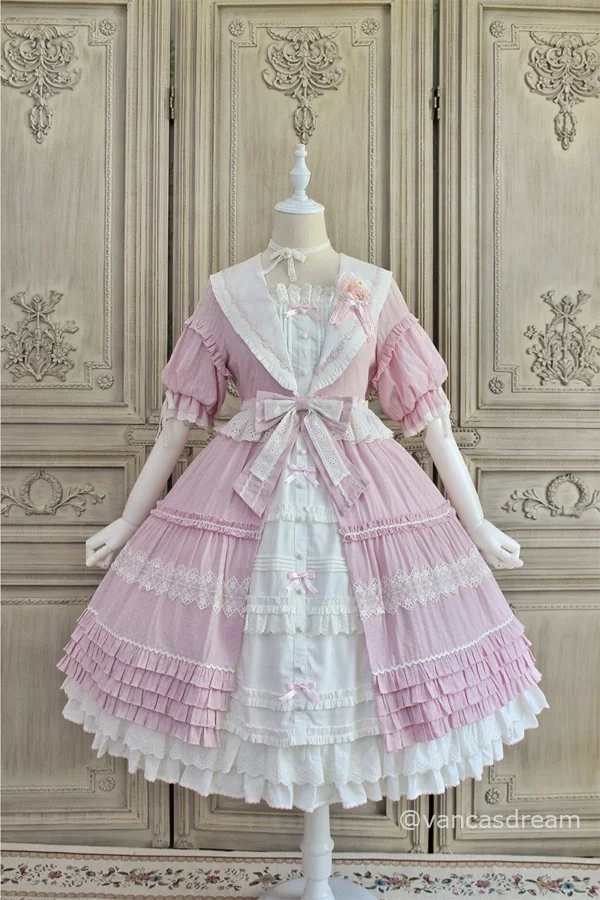 Bạn biết gì về đầm váy mang phong cách thời trang Lolita